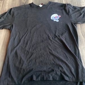 Black independent skate shirt, size large, good condition, barley worn.